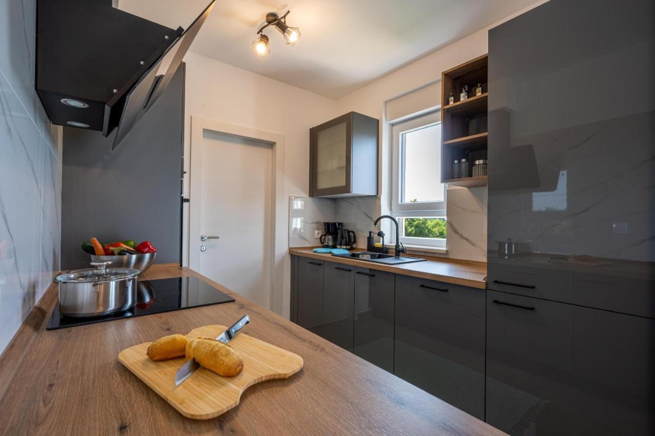 Domus Alba Apartments PUY Eksteriør bilde