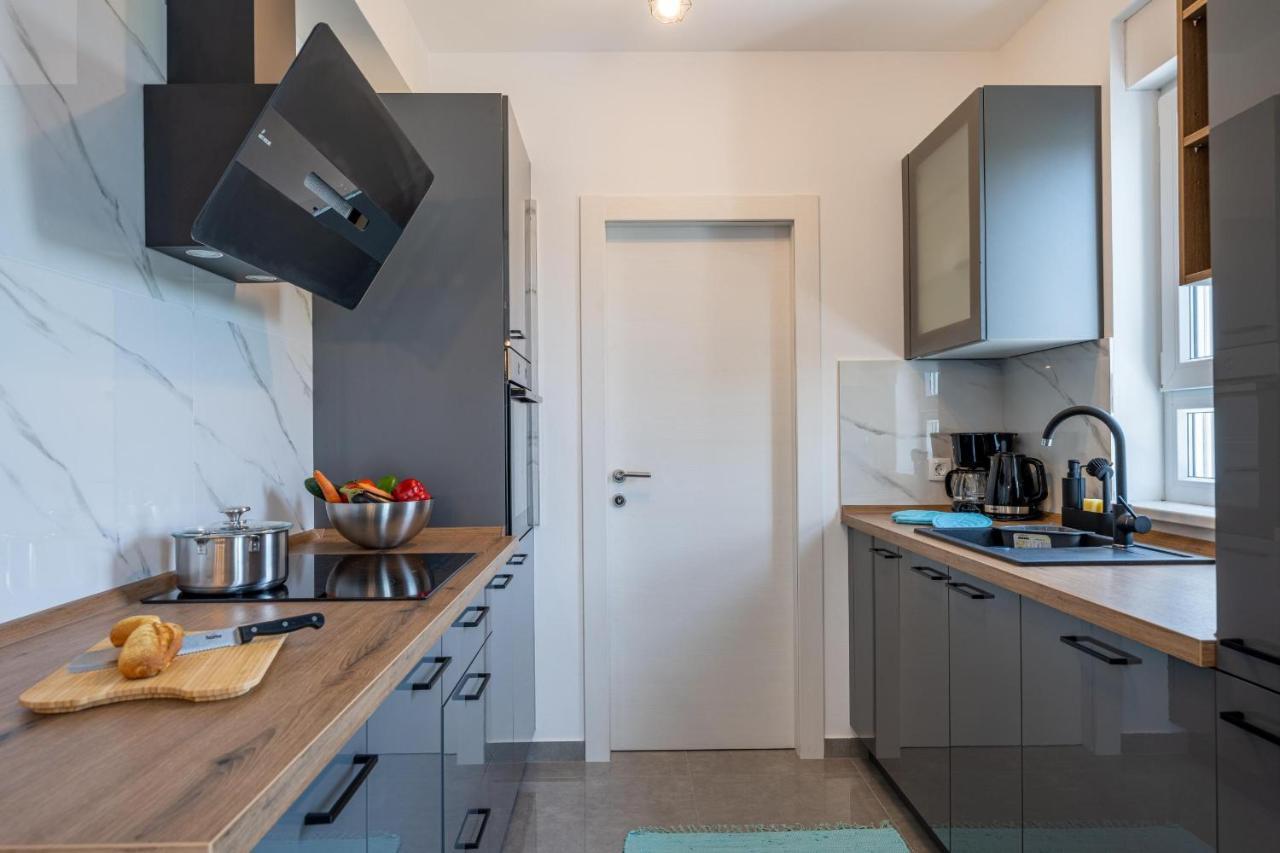 Domus Alba Apartments PUY Eksteriør bilde