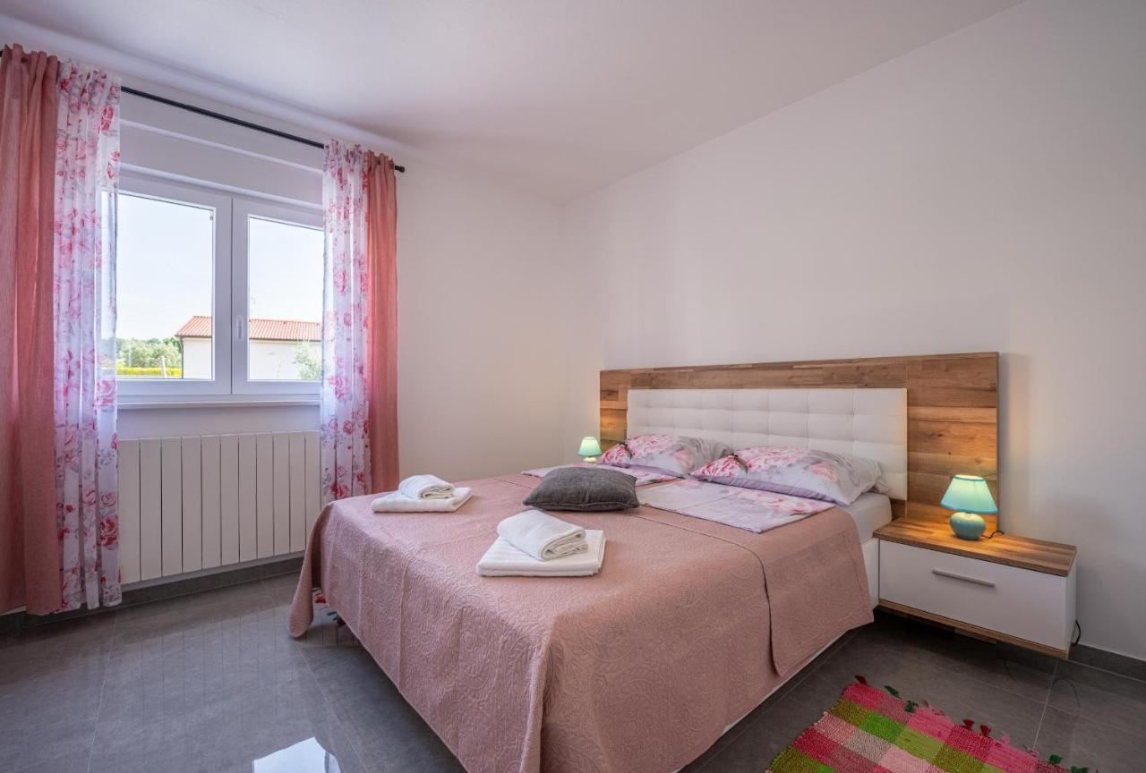 Domus Alba Apartments PUY Eksteriør bilde