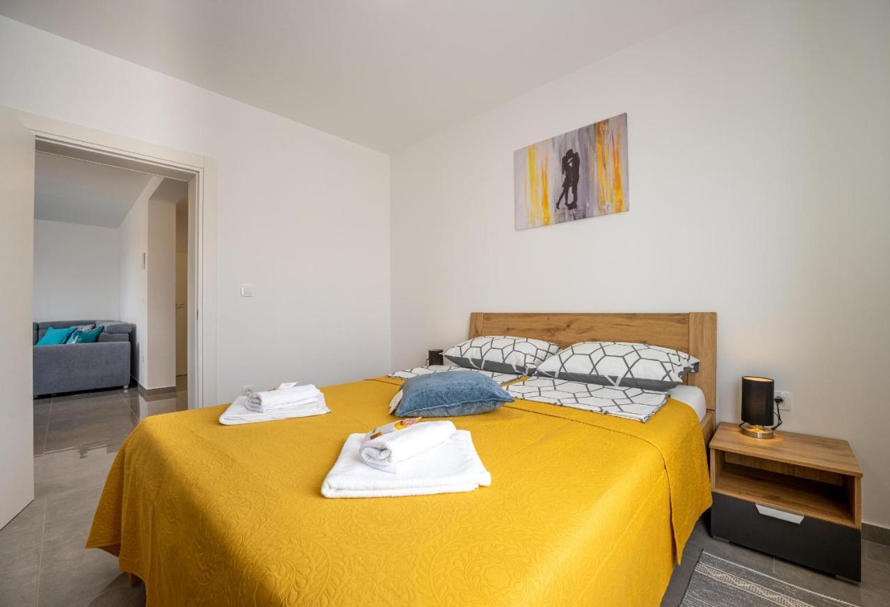 Domus Alba Apartments PUY Eksteriør bilde