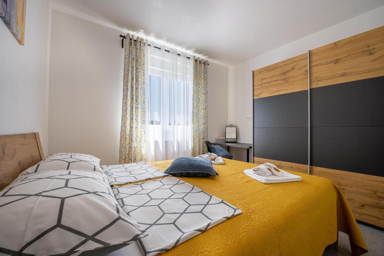 Domus Alba Apartments PUY Eksteriør bilde